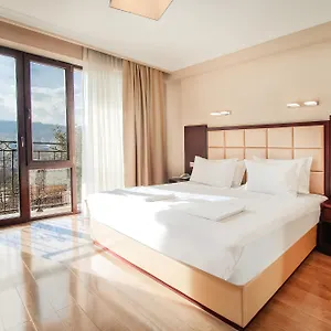4* Hotel Gtm Plaza