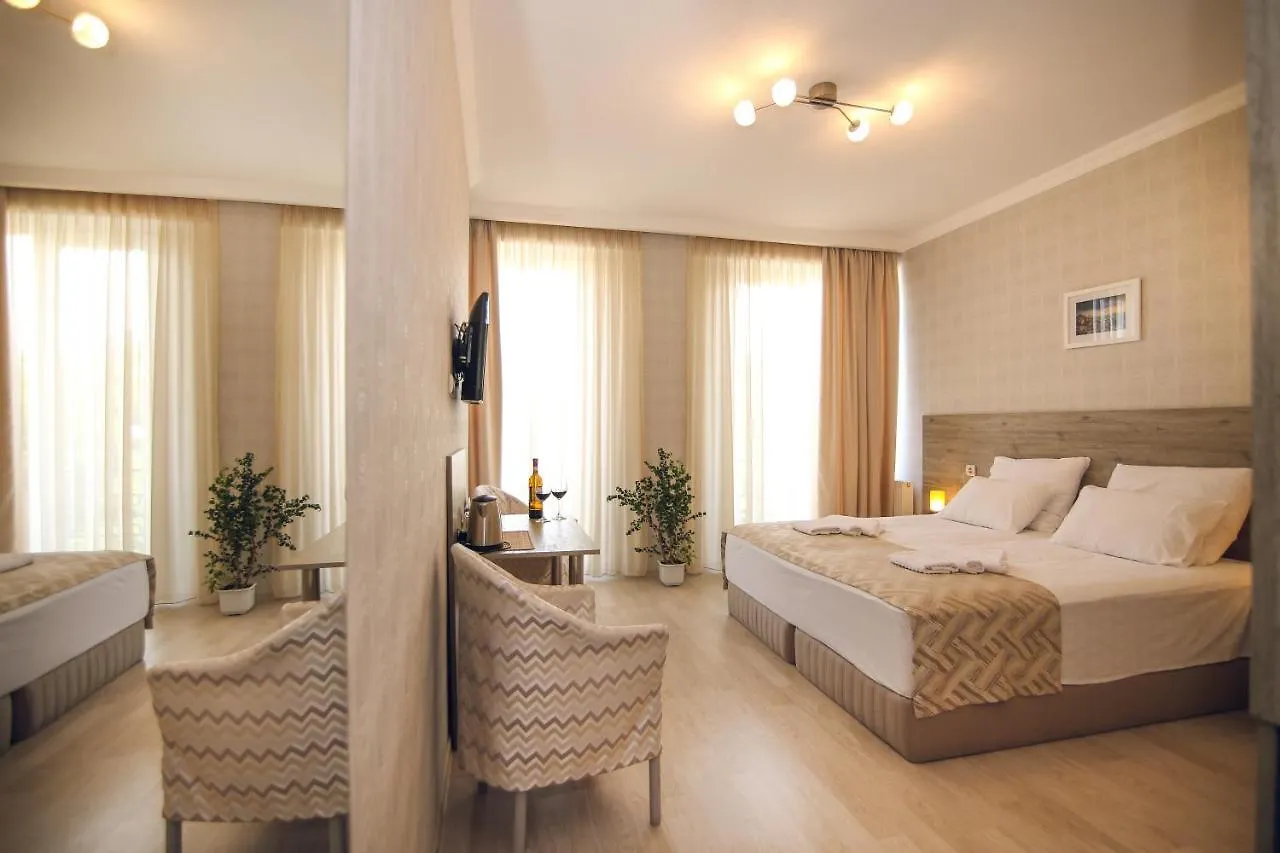 Hotel Kera Tiflis 0*,  Gürcistan