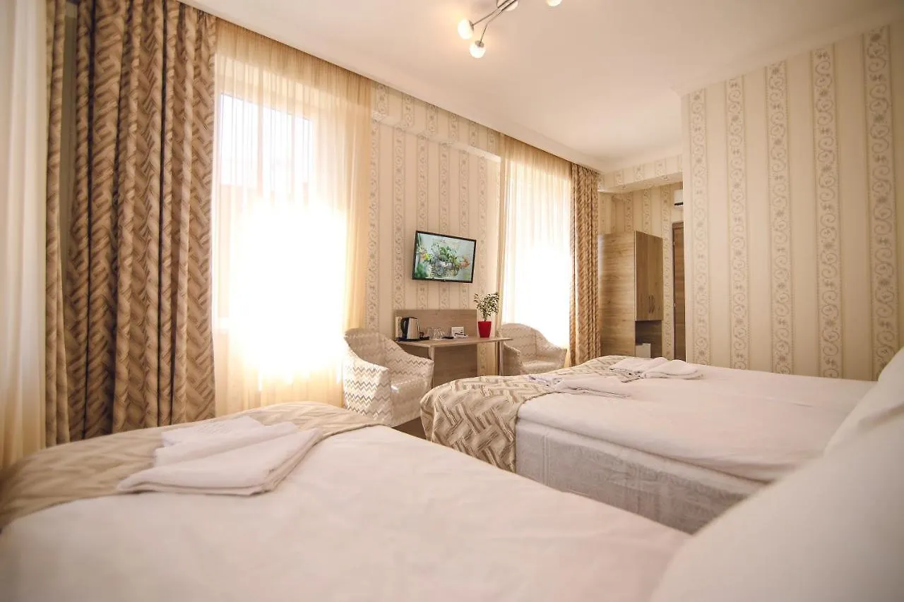 Hotel Kera Tiflis Gürcistan